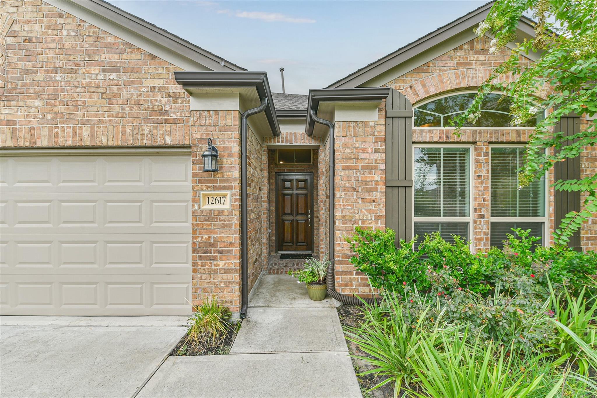 12617 White Cove Drive