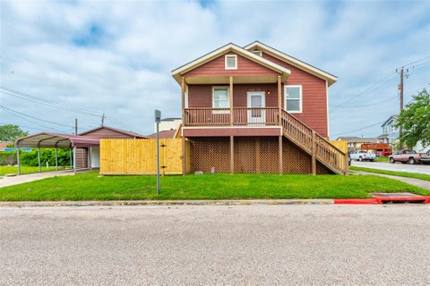 Photo of 1101 54th Street, Galveston, TX 77551 (MLS # 92099721)