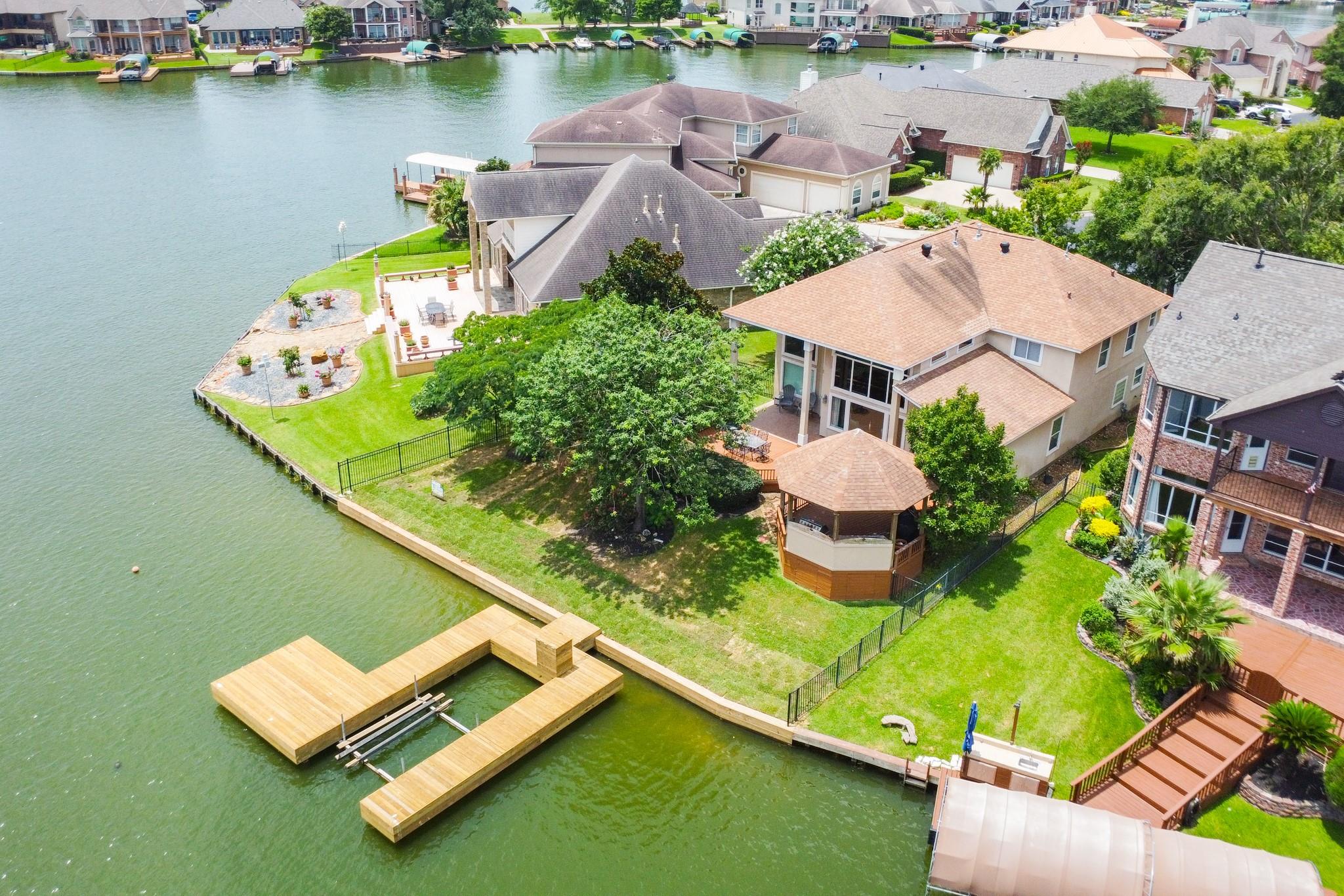 309 Harbor Circle