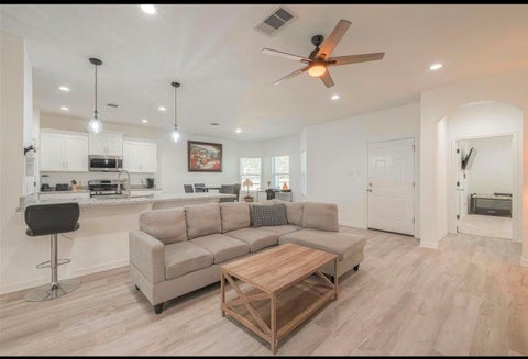 Photo of 4633 Larkspur Street, Houston, TX 77051 (MLS # 18086605)