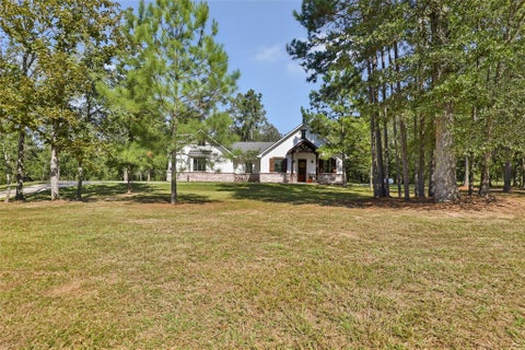 Photo of 708 County Road 632, Dayton, TX 77535 (MLS # 23224271)