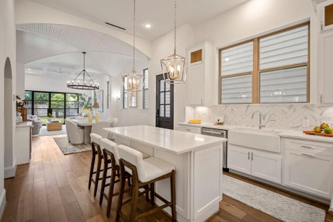 Tiny photo for 536 W 26th Street, Houston, TX 77008 (MLS # 9677497)