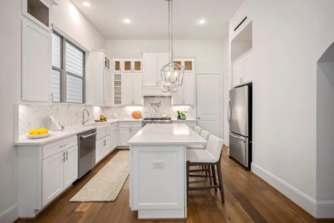 Tiny photo for 536 W 26th Street, Houston, TX 77008 (MLS # 9677497)