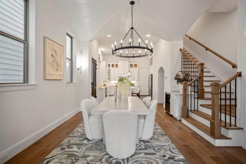Tiny photo for 536 W 26th Street, Houston, TX 77008 (MLS # 9677497)