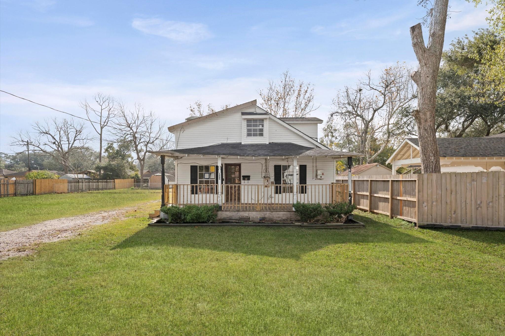 222 E Southland Avenue