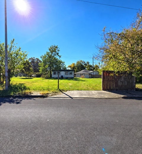 Photo of 311 W Main Street, Baytown, TX 77520 (MLS # 10061285)