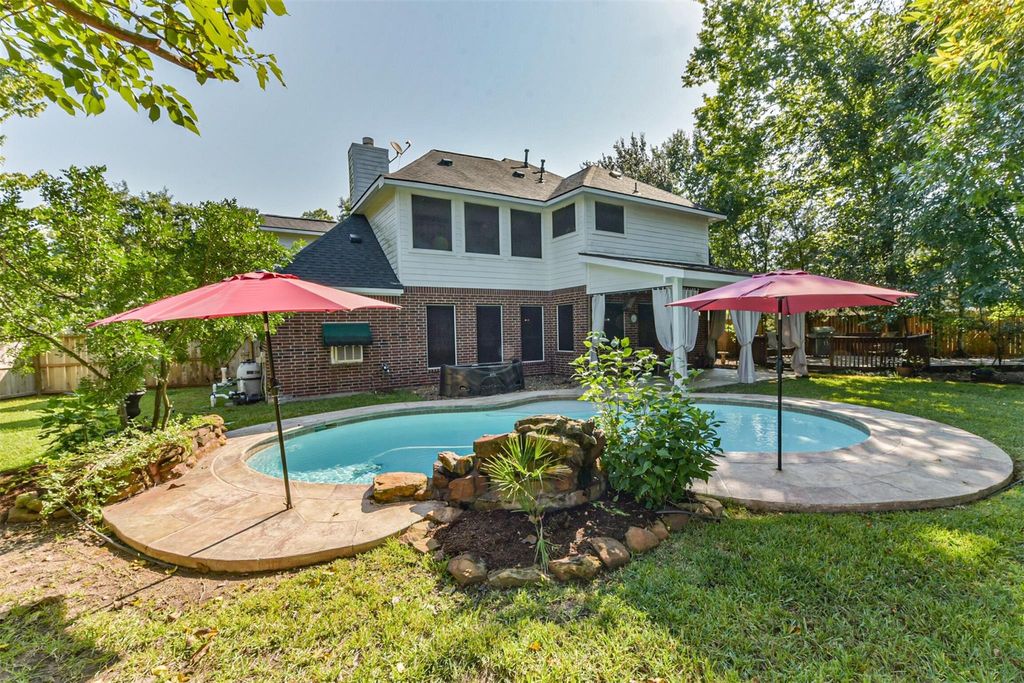 Photo of 12902 Chalfield Circle, Houston, TX 77044 (MLS # 54918362)