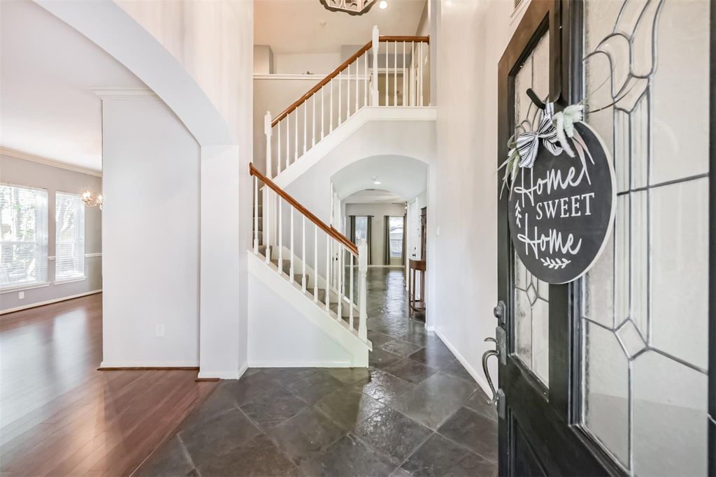 Photo of 12902 Chalfield Circle, Houston, TX 77044 (MLS # 54918362)