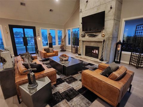 Photo of 38 Fairway Park, Montgomery, TX 77356 (MLS # 76285327)