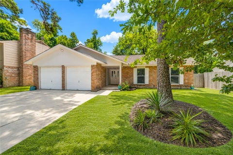 Homes For Rent - 2114 River Village Dr<br/> Kingwood, TX 77339