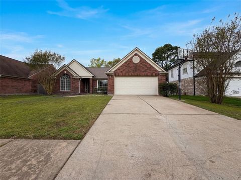 Photo of 5807 Windsong Trail, Houston, TX 77084 (MLS # 67910458)