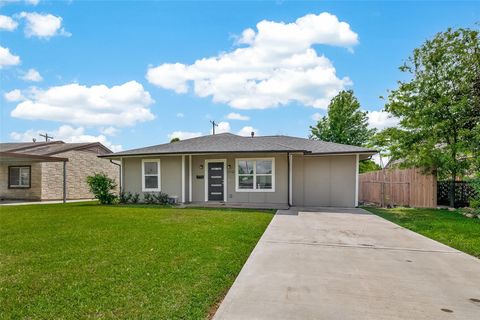 Tiny photo for 3710 Daphne Street, Houston, TX 77021 (MLS # 4889188)