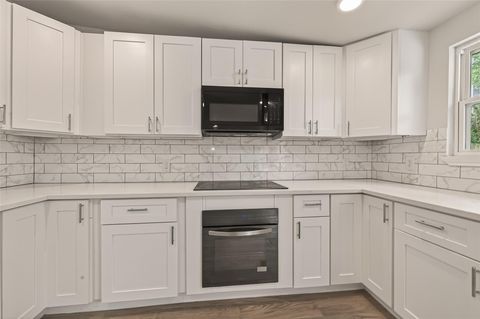 Tiny photo for 3710 Daphne Street, Houston, TX 77021 (MLS # 4889188)