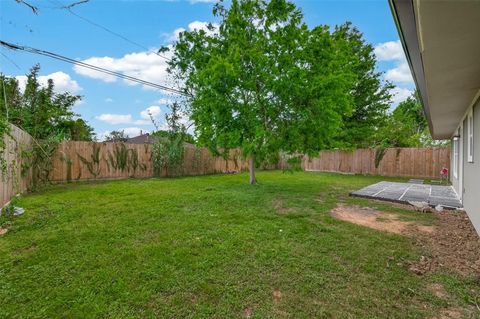 Tiny photo for 3710 Daphne Street, Houston, TX 77021 (MLS # 4889188)