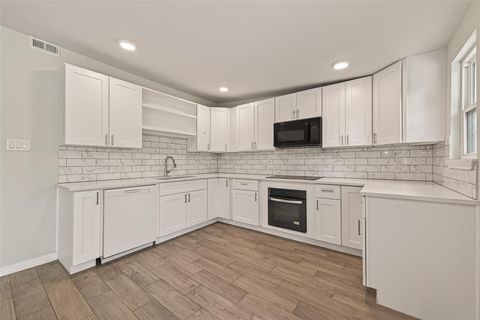 Tiny photo for 3710 Daphne Street, Houston, TX 77021 (MLS # 4889188)