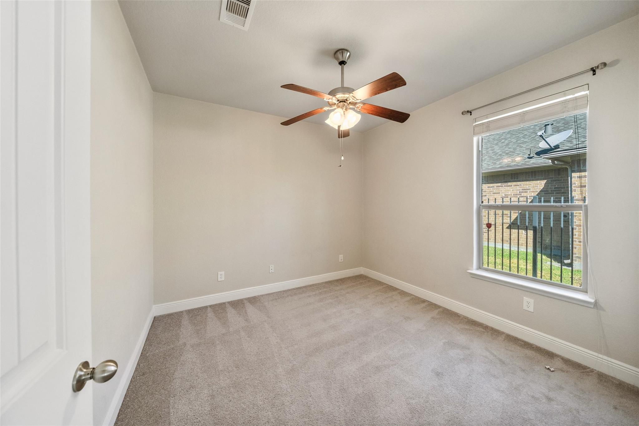 184 W Heritage Mill Circle