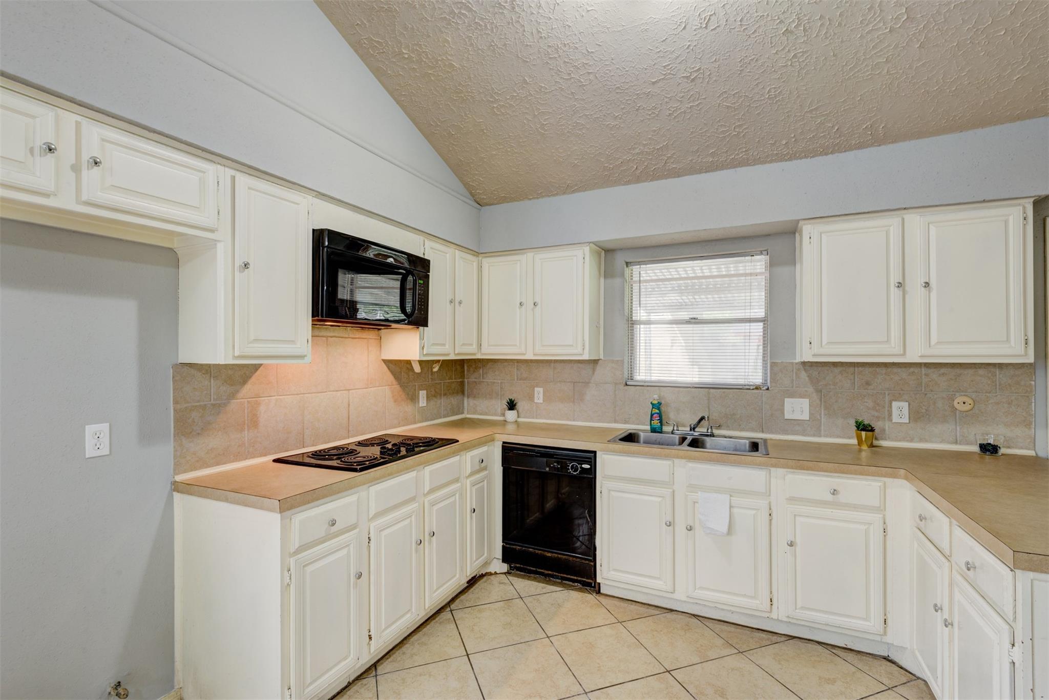 5031 Glendower Drive