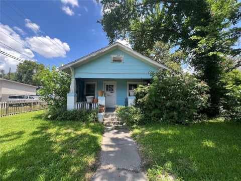 Vacant Land For Sale - 701 E 11th 1/2 Street<br/> Houston, TX 77008