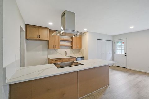 Photo of 5007 Ridgecreek Drive, Houston, TX 77053 (MLS # 56700158)