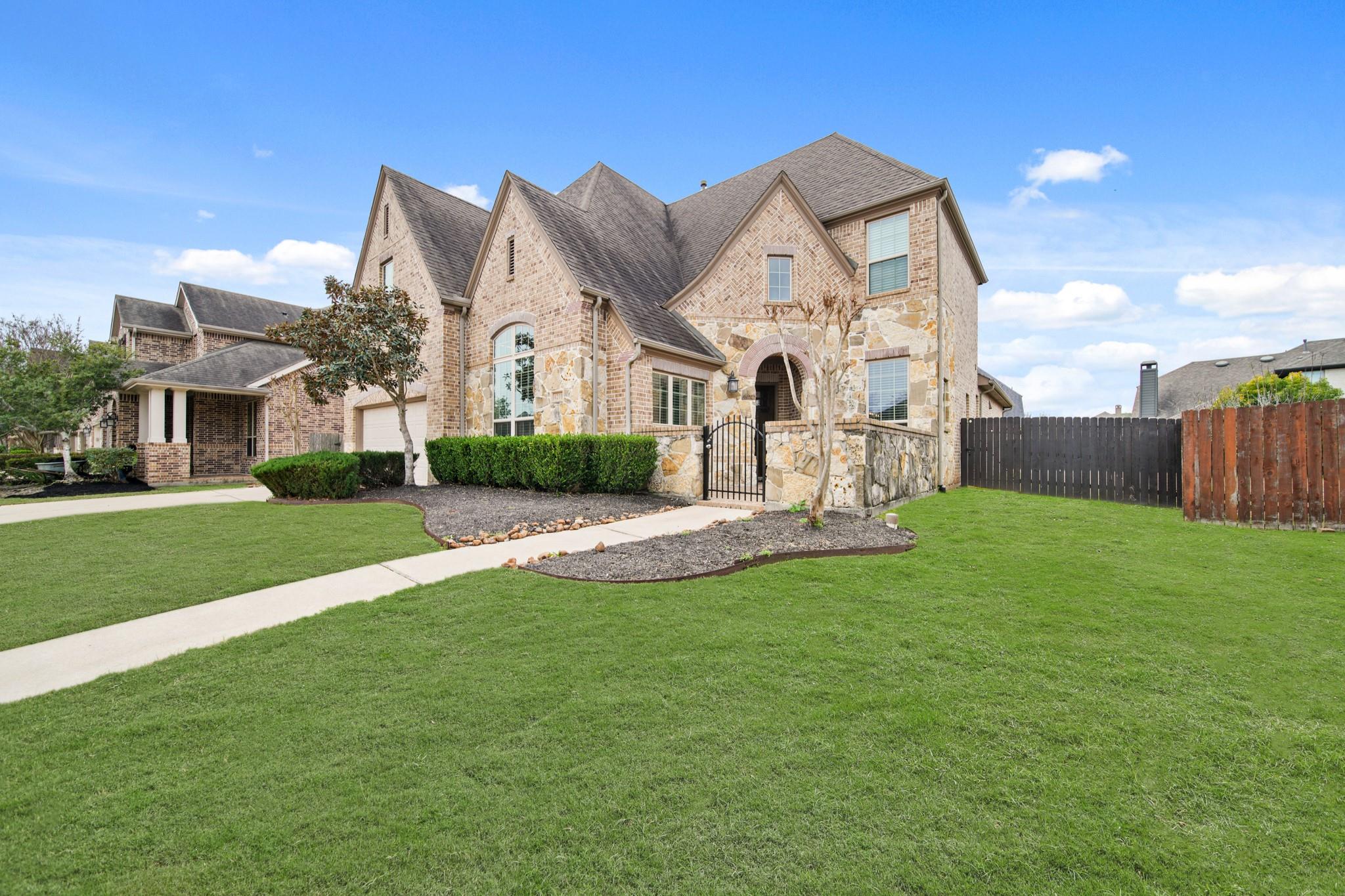 4210 Moss Cove Court