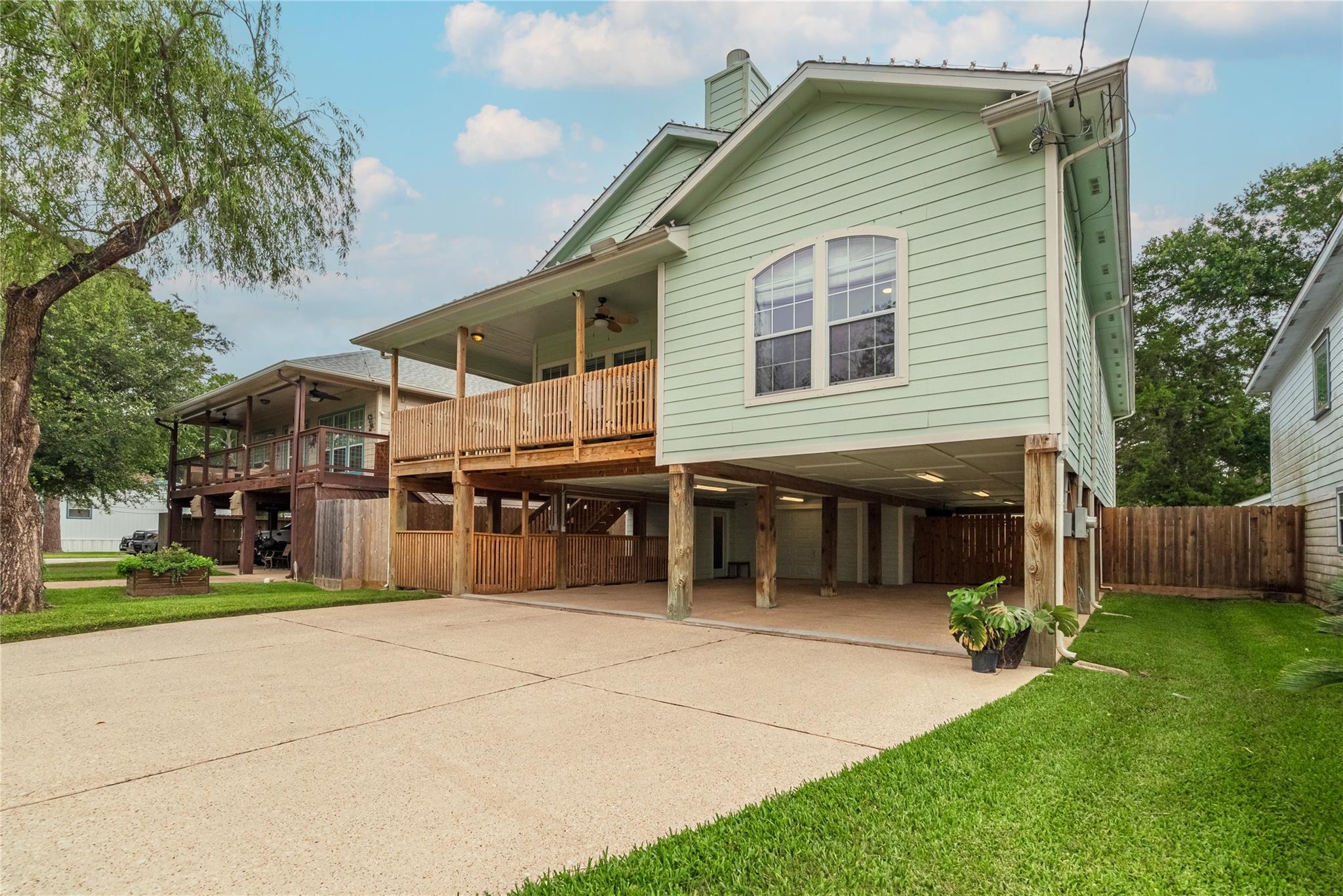 315 West Drive