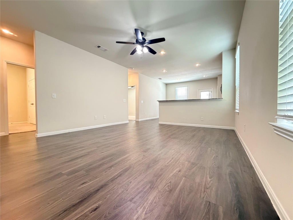 Photo of 10233 Cleartide Lane, Houston, TX 77034 (MLS # 93881186)