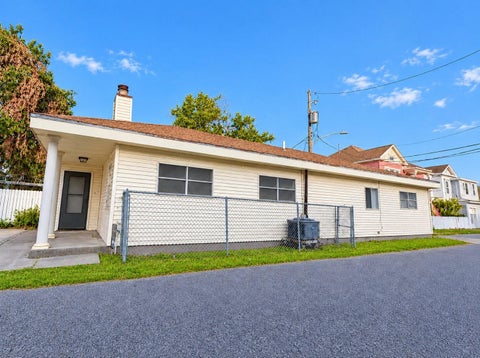 Photo of 1510 24th Street, Galveston, TX 77550 (MLS # 15359624)