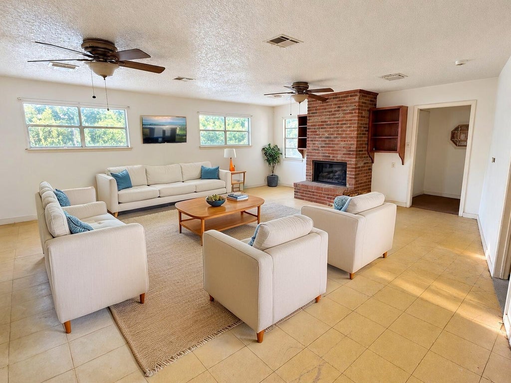 Photo of 1510 24th Street, Galveston, TX 77550 (MLS # 15359624)
