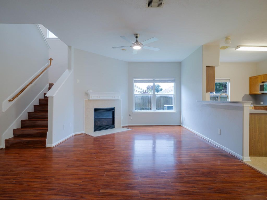 Photo of 13110 Highbury View Court, Houston, TX 77047 (MLS # 65486168)