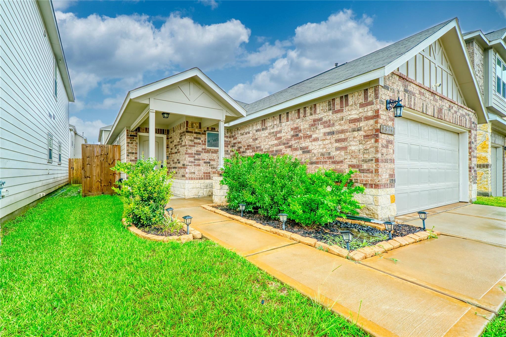 7919 Cypress Country Drive