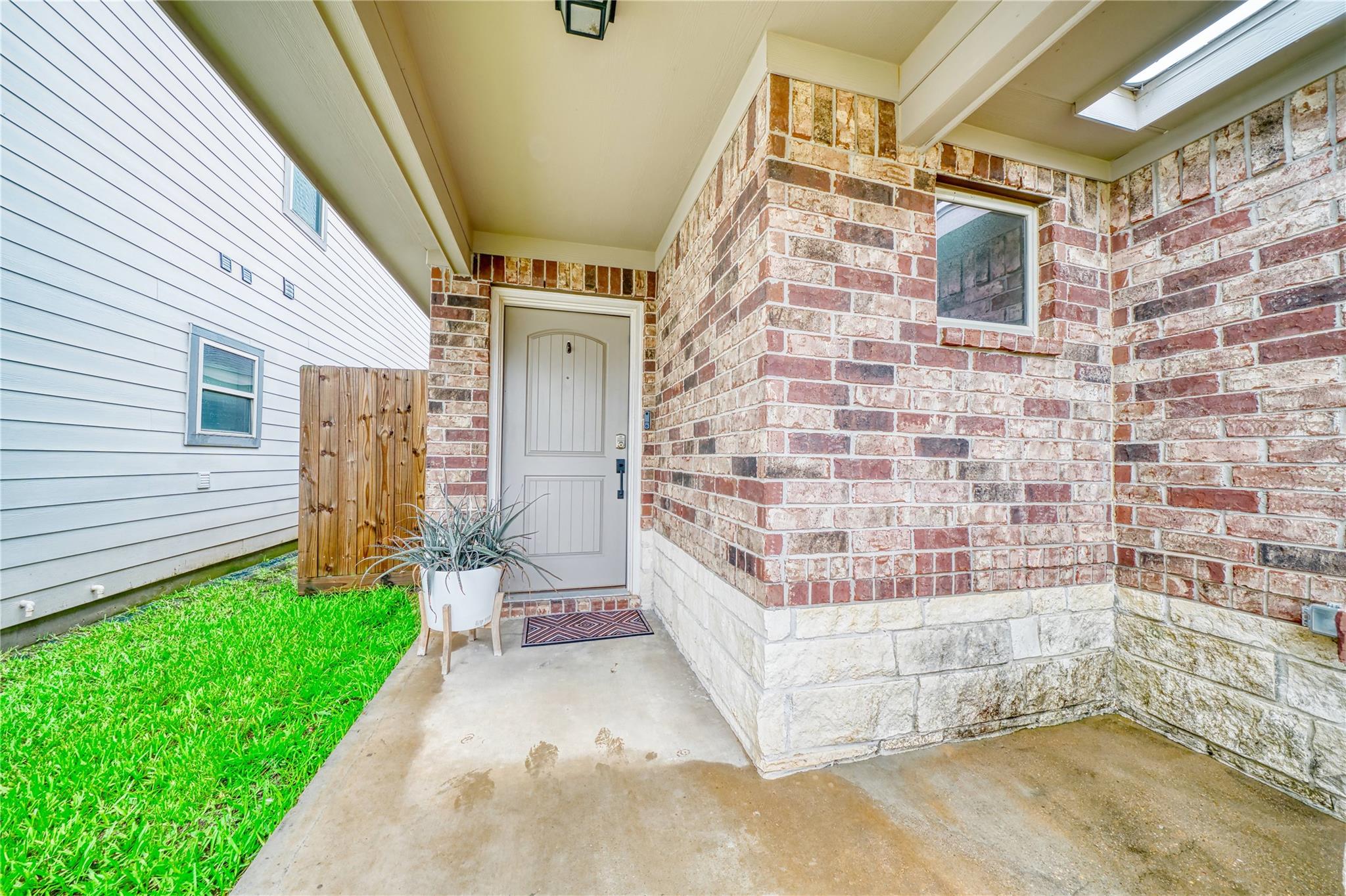 7919 Cypress Country Drive