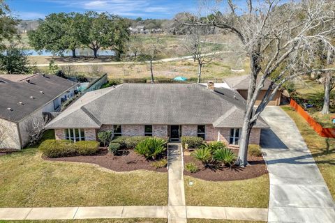 Tiny photo for 15206 Torry Pines Road, Houston, TX 77062 (MLS # 59524365)