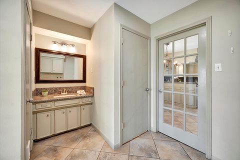 Tiny photo for 15206 Torry Pines Road, Houston, TX 77062 (MLS # 59524365)