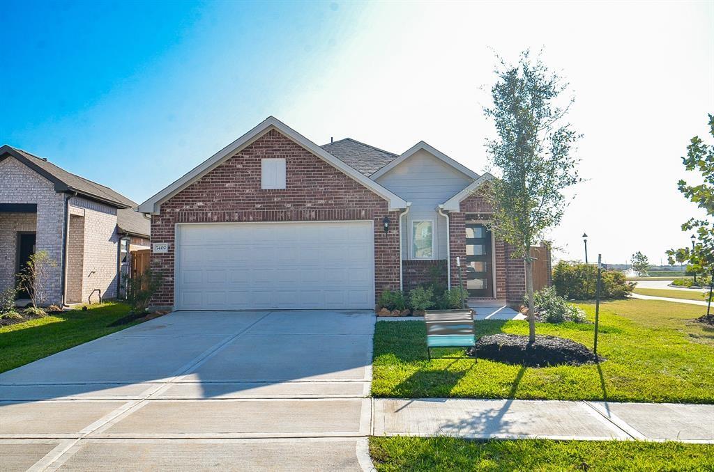 7402 Sunlit Harbor Dr