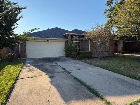 Photo of 6430 Cape Forward Drive, Houston, TX 77083 (MLS # 37534954)