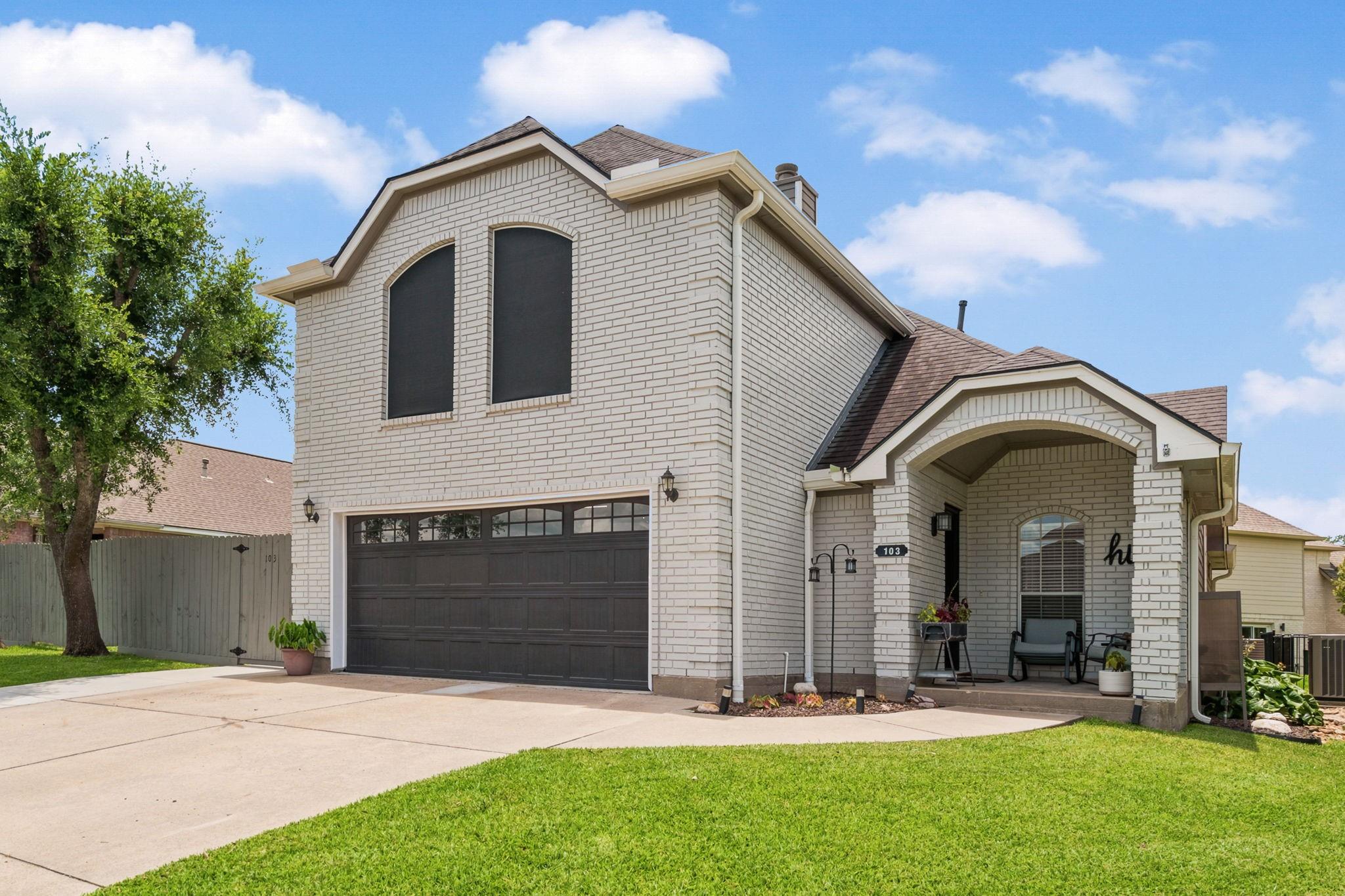 103 Cove Place