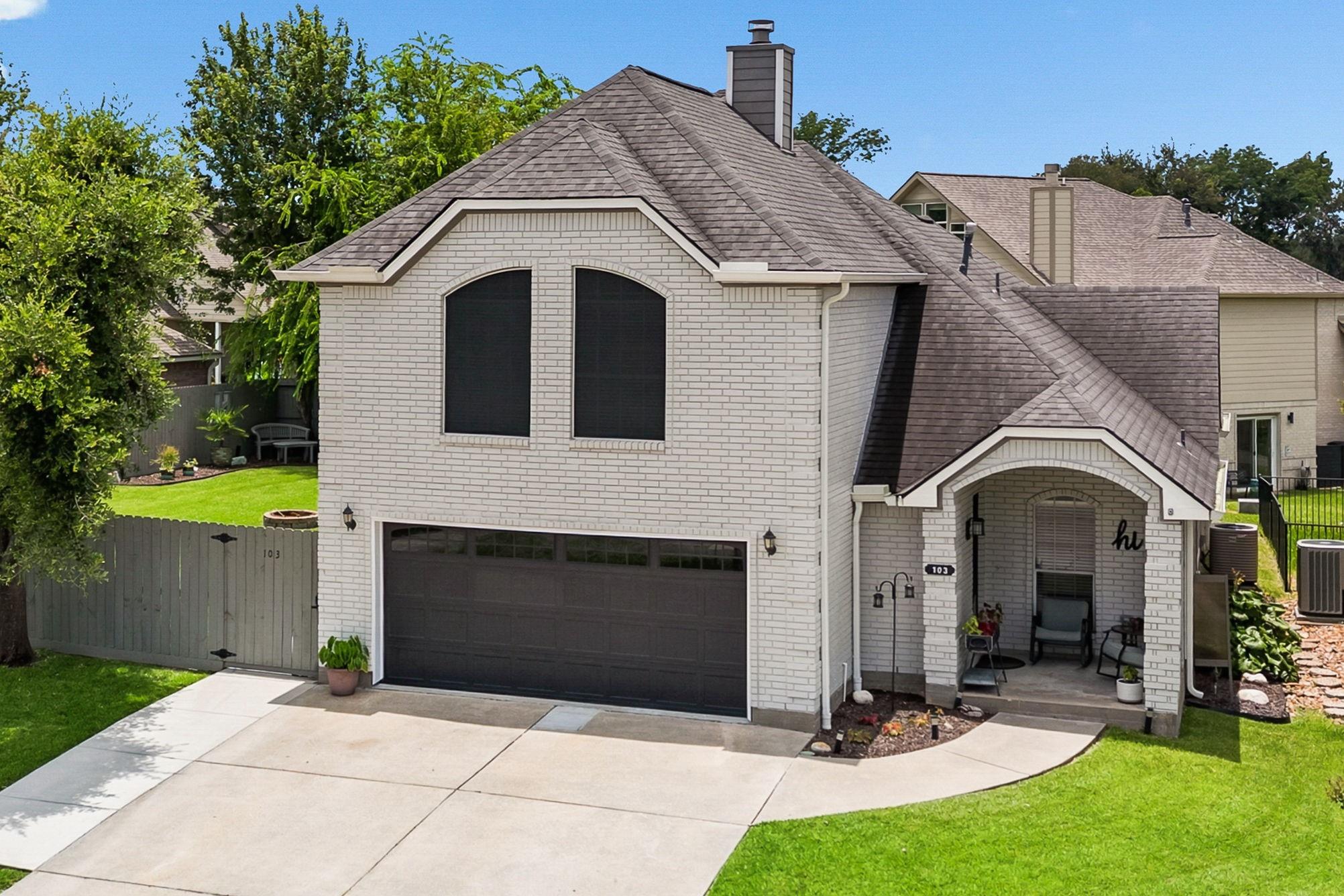 103 Cove Place