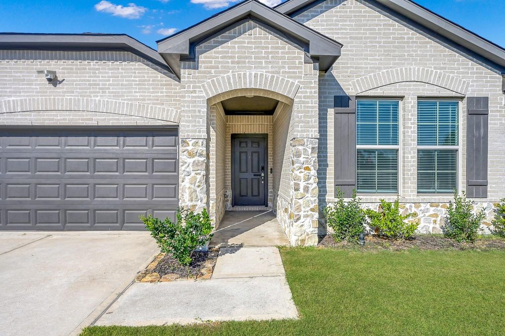 Photo of 25802 Northpark Pine Drive, Porter, TX 77365 (MLS # 38979146)