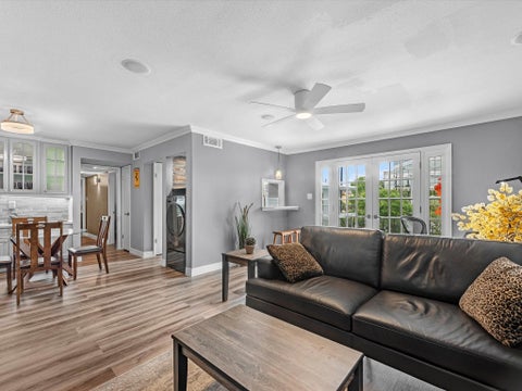 Condo For Rent - 505 Westcott Street #308<br/> Houston, TX 77007