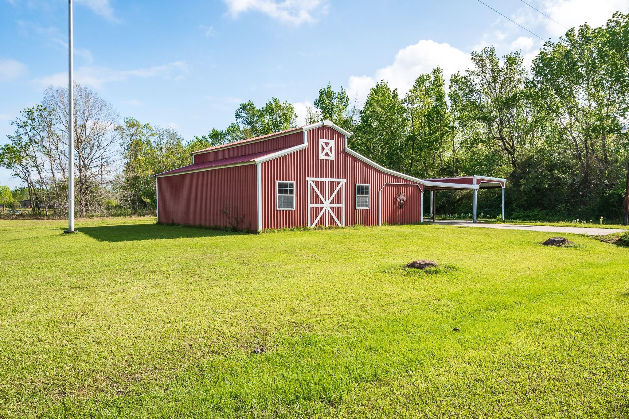 1080 County Road 2058