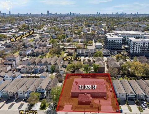 902 W 22nd Street Houston TX 77008