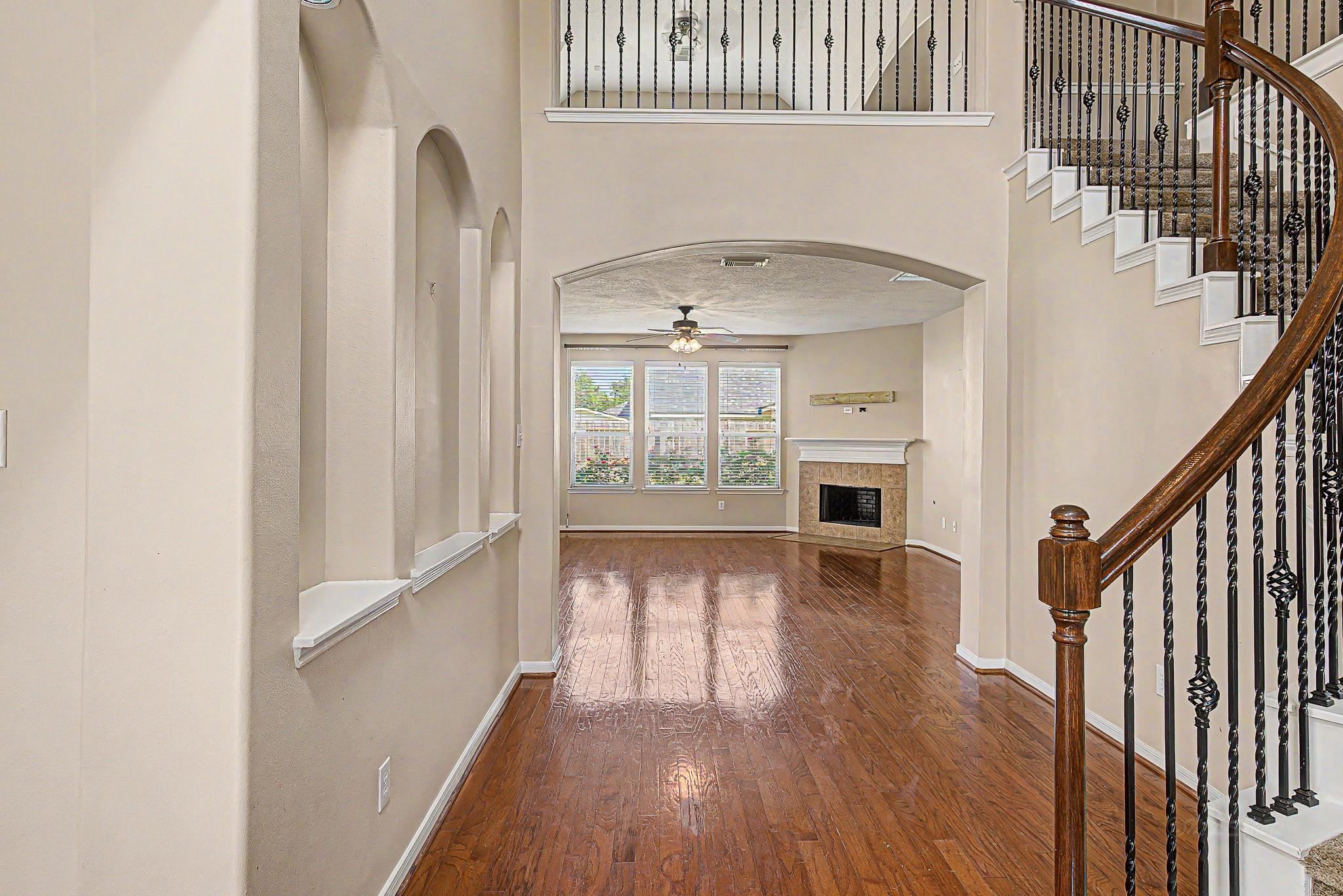 7527 Trail Hollow