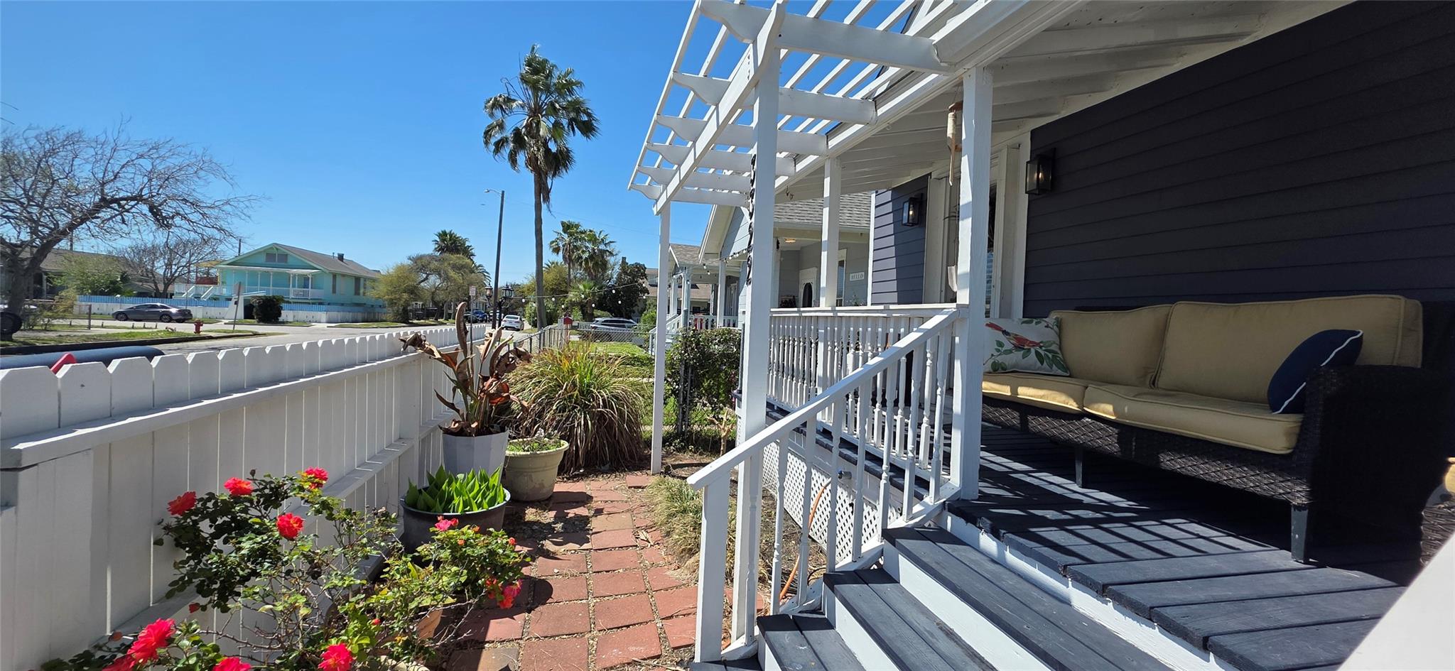 3322 Avenue R 1/2