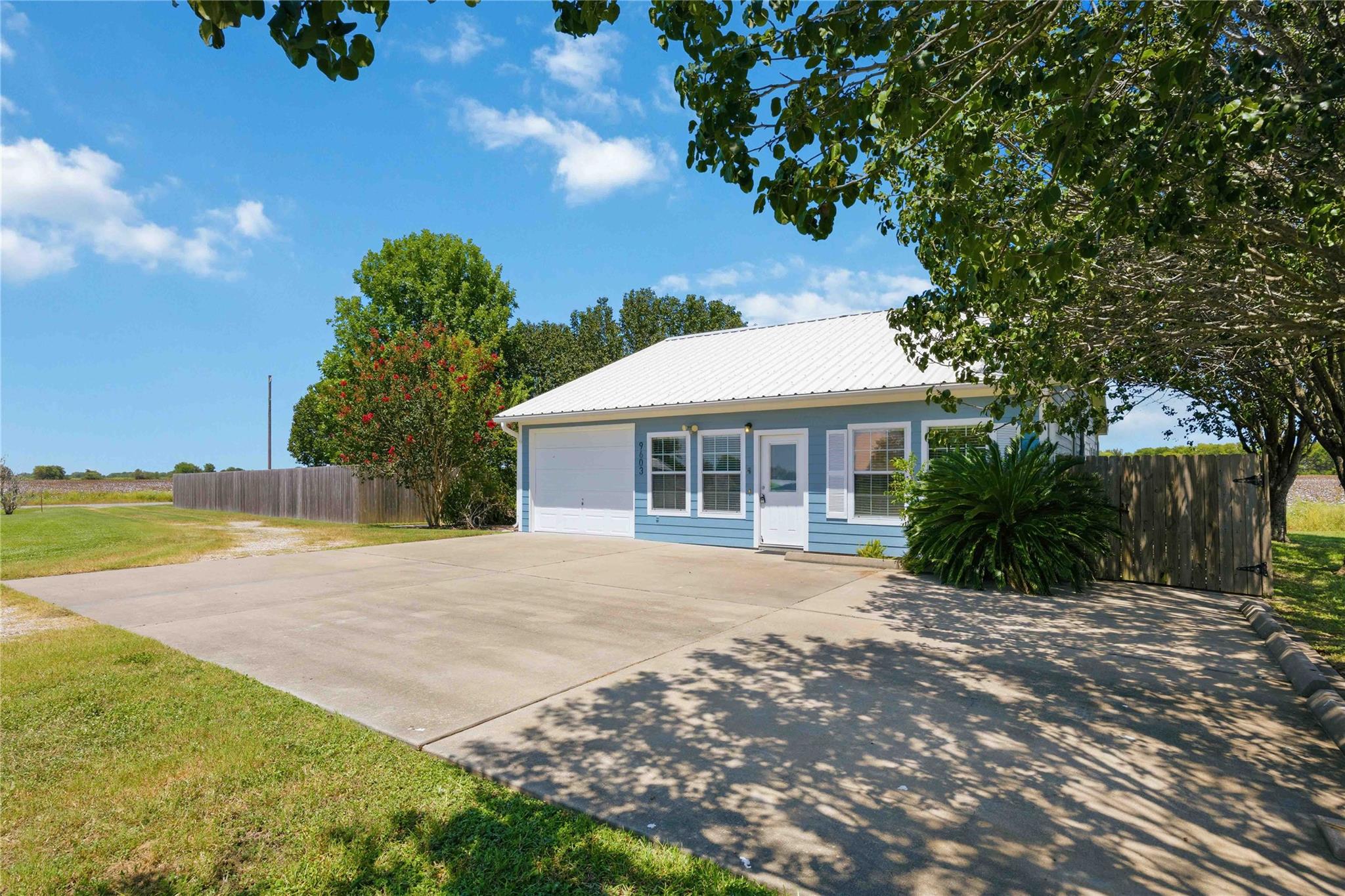 9603 Surrey Lane
