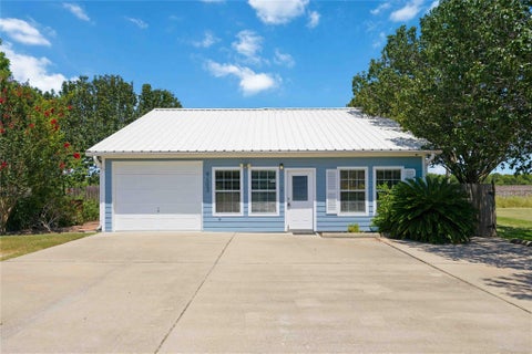 Homes For Sale - 9603 Surrey Lane<br/> Richmond, TX 77469
