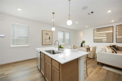 Tiny photo for 2811 Mchenry Landing Lane, Houston, TX 77051 (MLS # 10109585)