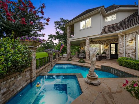 Photo of 2750 N Southern Oaks Drive, Houston, TX 77068 (MLS # 27045721)