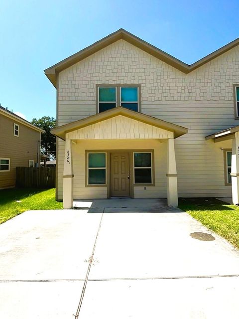 Photo of 8526 Homewood Lane #A, Houston, TX 77028 (MLS # 96538135) Photo of 8526 Homewood Lane #A, Houston, TX 77028 (MLS # 96538135)