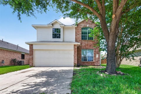 Photo of 16119 Gavin Lane, Houston, TX 77049 (MLS # 22105791)