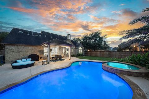 Photo of 28010 Fulshear Plantation Court, Fulshear, TX 77441 (MLS # 42729606)